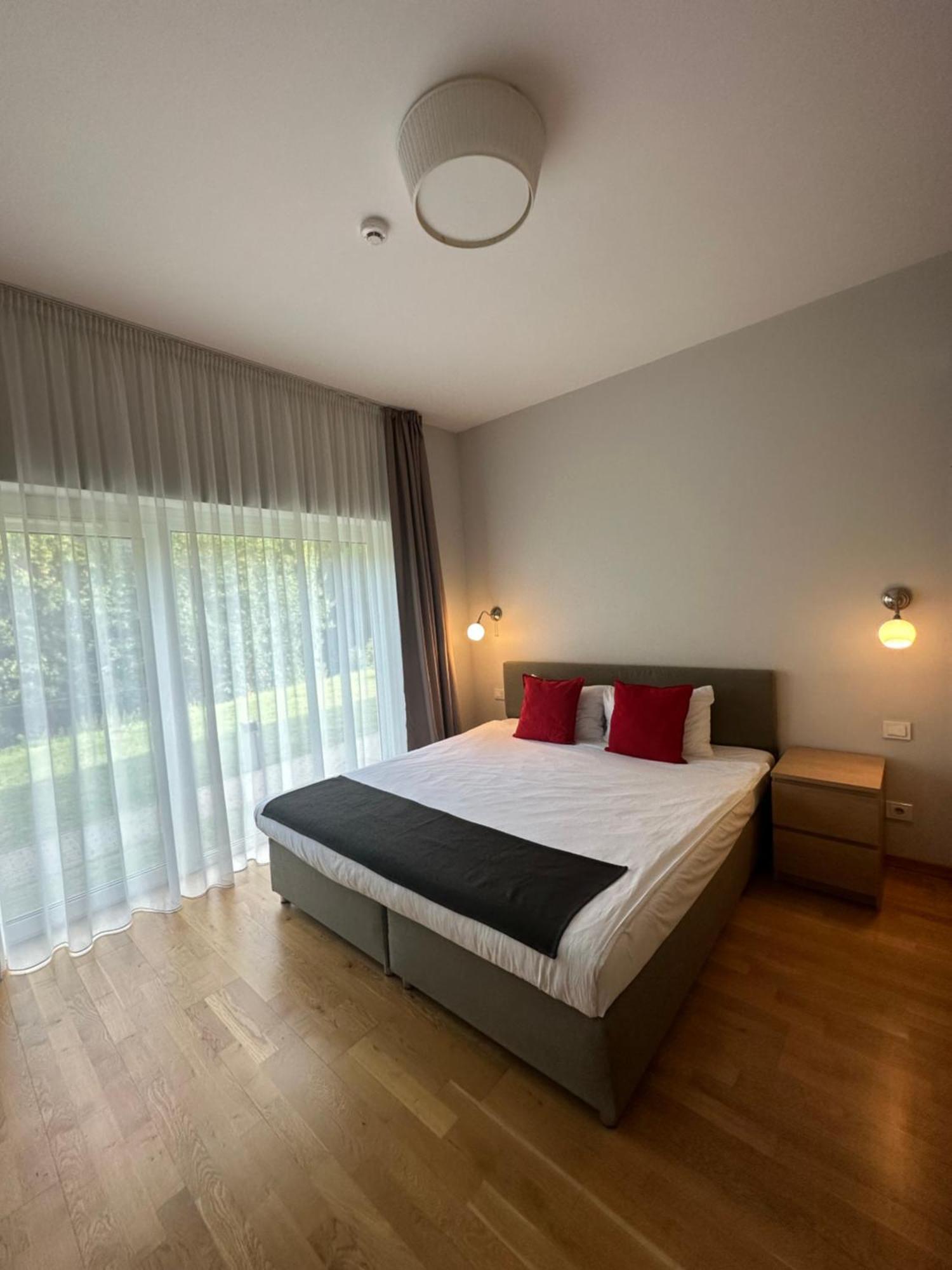 Forrest Apartments Vilnius Bagian luar foto